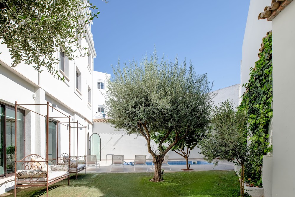 Residencia Virgen de la Victoria Malaga