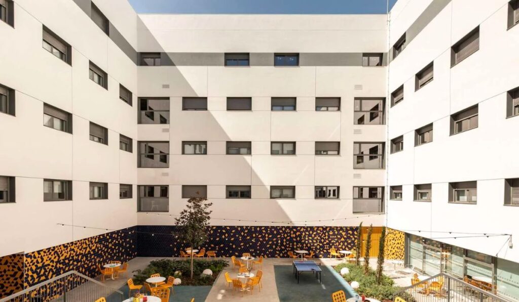 Residencia Los Bermejales Sevilla 1 Residencia Yugo Bermejales Sevilla - Uniscopio